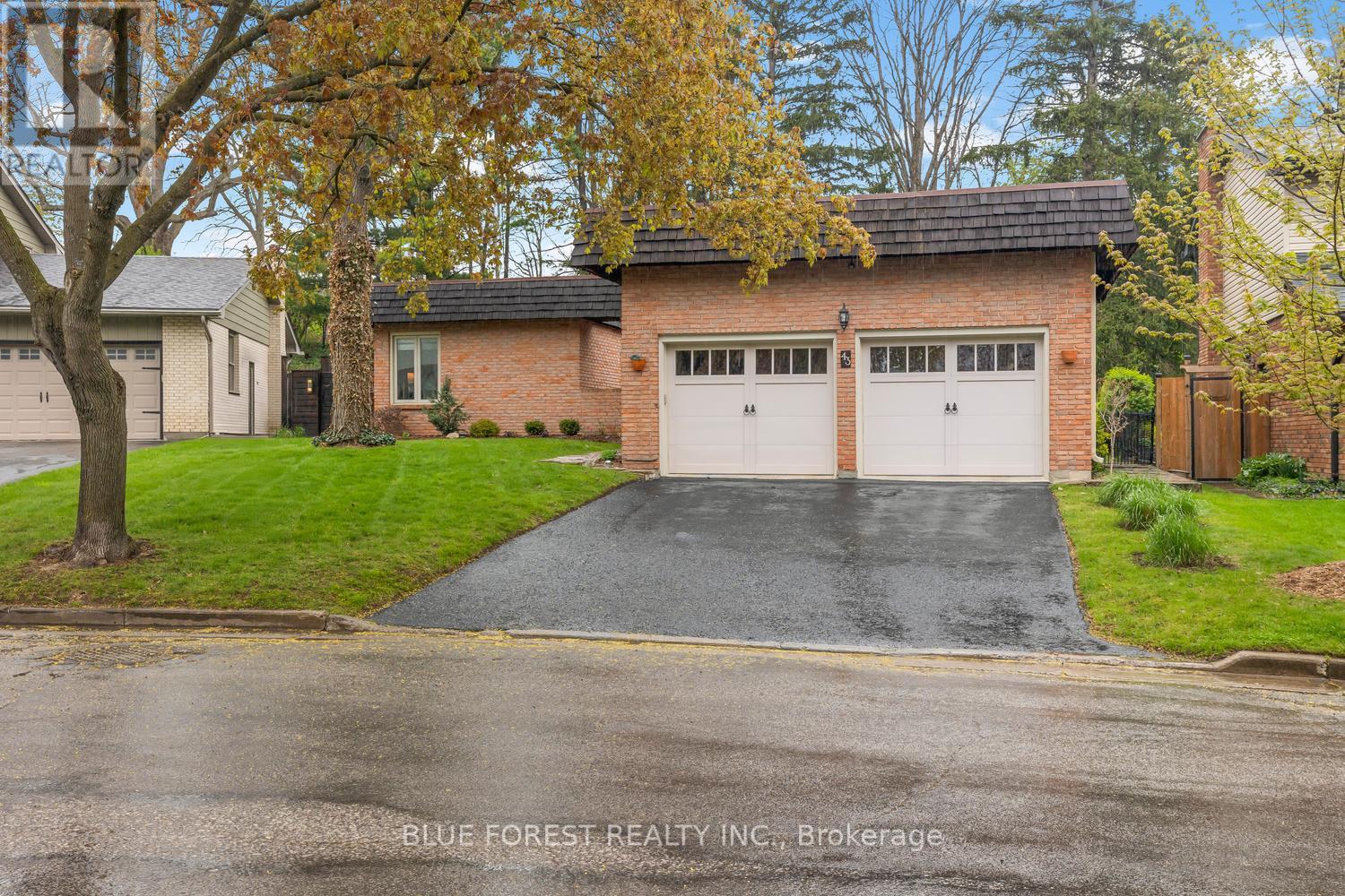 43 Compton Crescent, London South, Ontario  N6C 4E9 - Photo 2 - X13095296