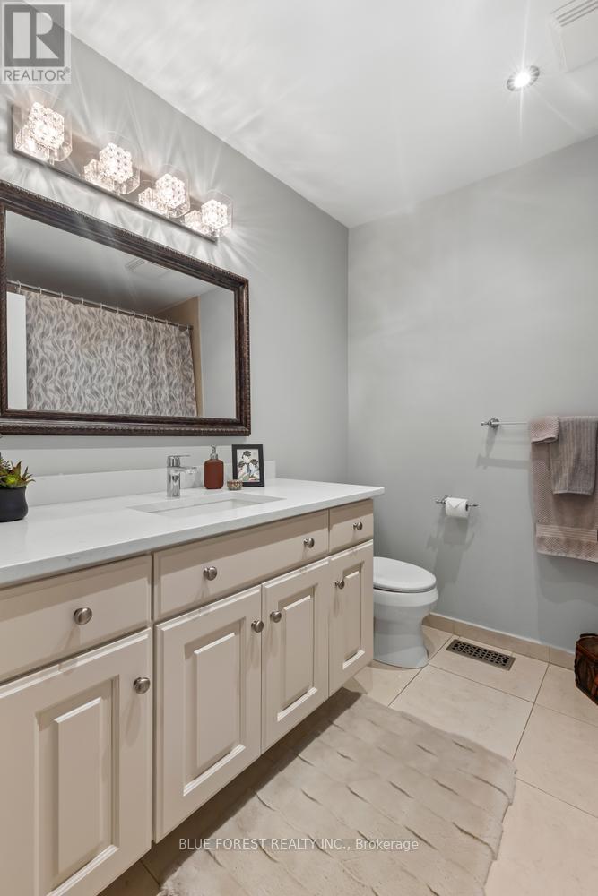 43 Compton Crescent, London South, Ontario  N6C 4E9 - Photo 26 - X13095296