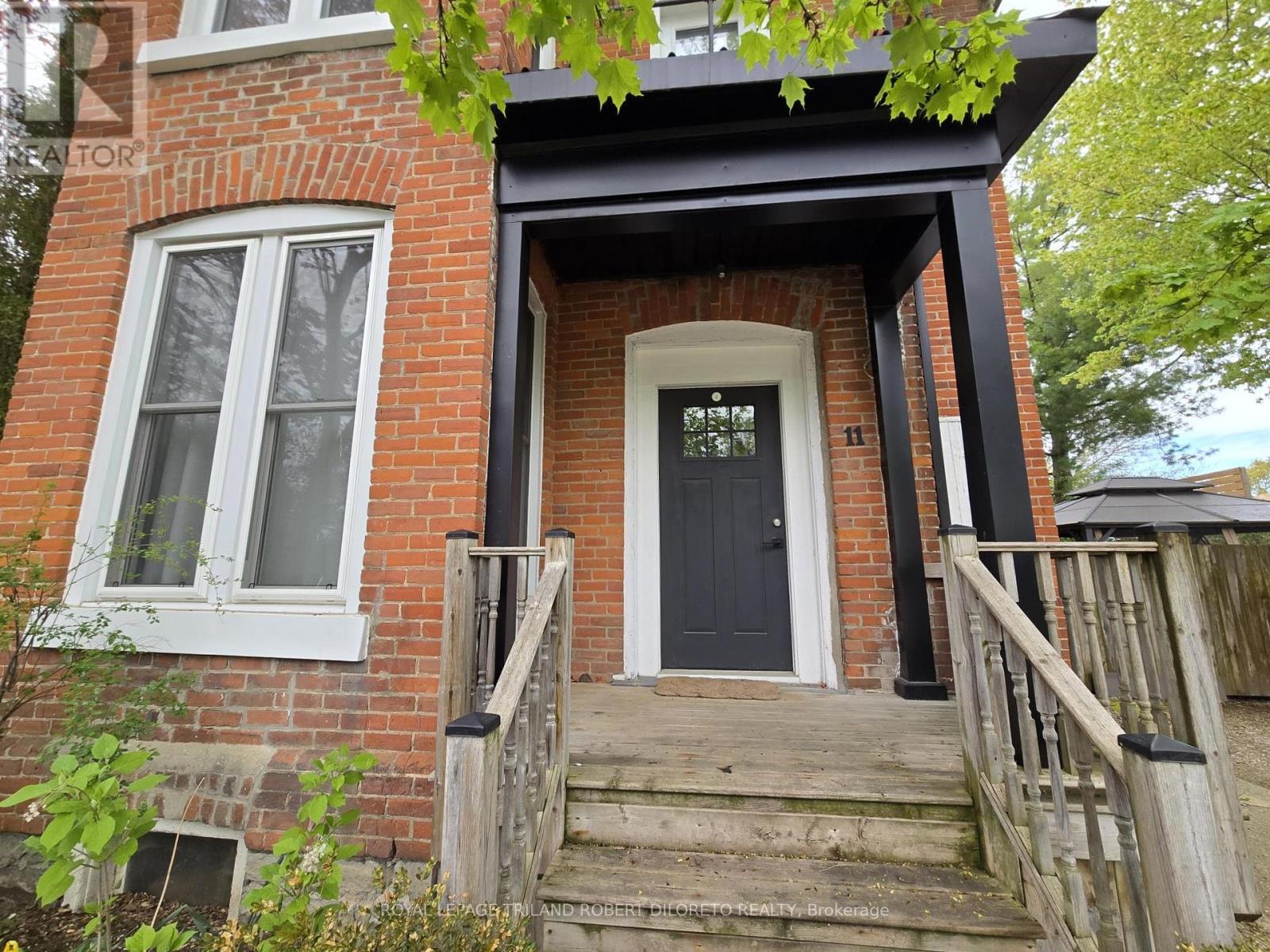 11 Maple Street W, Aylmer, Ontario  N5H 1B8 - Photo 3 - X13095316
