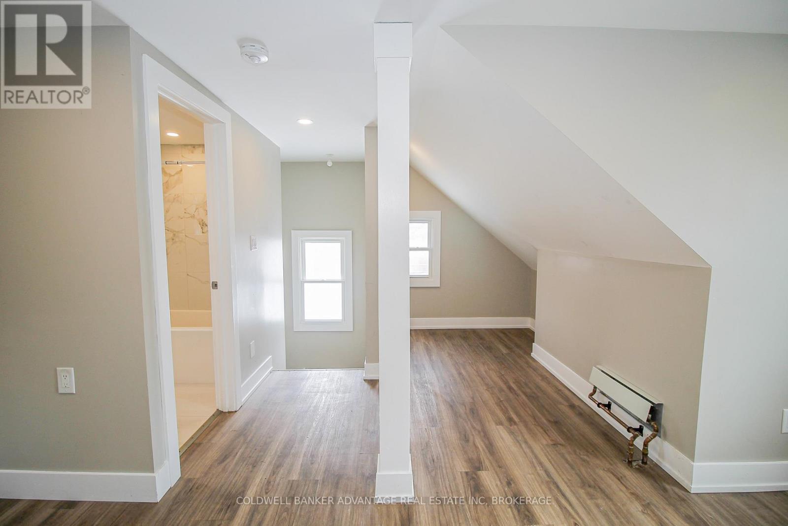 Upper - 181 Welland Street, Port Colborne, Ontario  L3K 1V2 - Photo 6 - X12813660