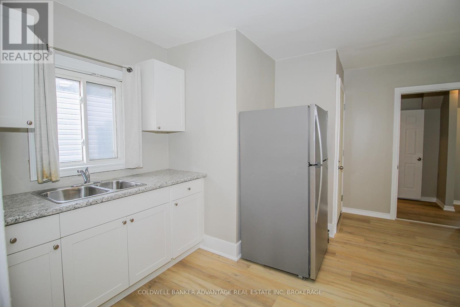 Main - 181 Welland Street, Port Colborne, Ontario  L3K 1V2 - Photo 3 - X12813664