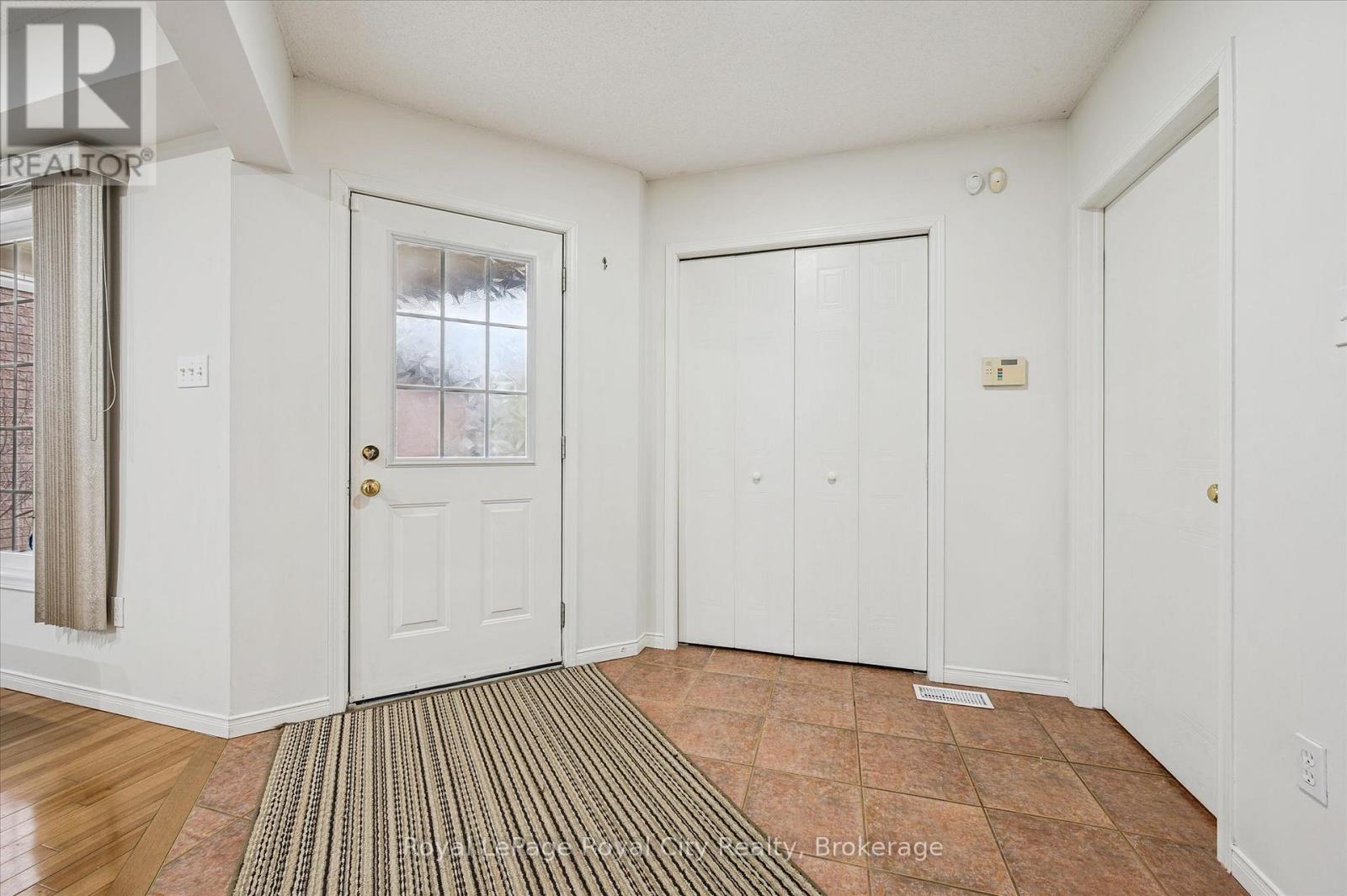 64 Milson Crescent, Guelph, Ontario  N1C 1G7 - Photo 3 - X13094952