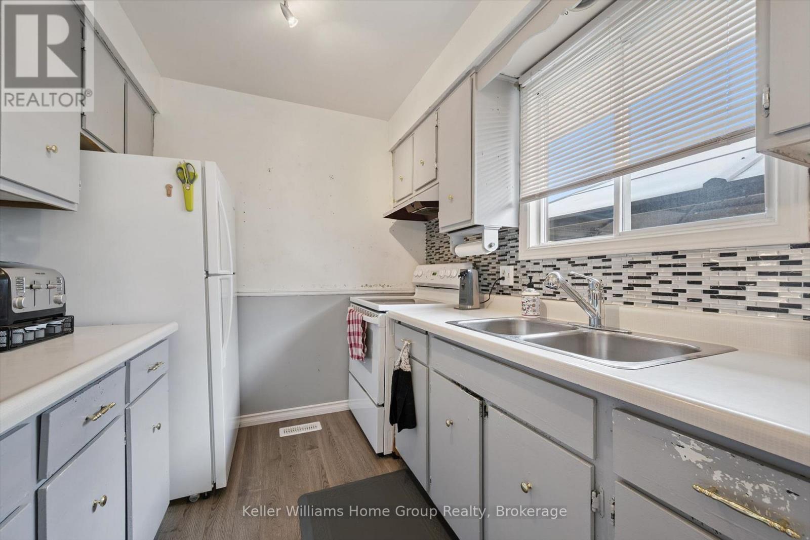 14 Muskoka Drive, Guelph, Ontario  N1E 3M7 - Photo 18 - X13095016