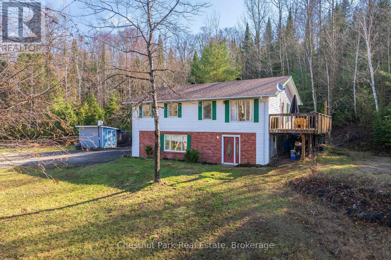 1895 LONE PINE DRIVE, Huntsville, Ontario