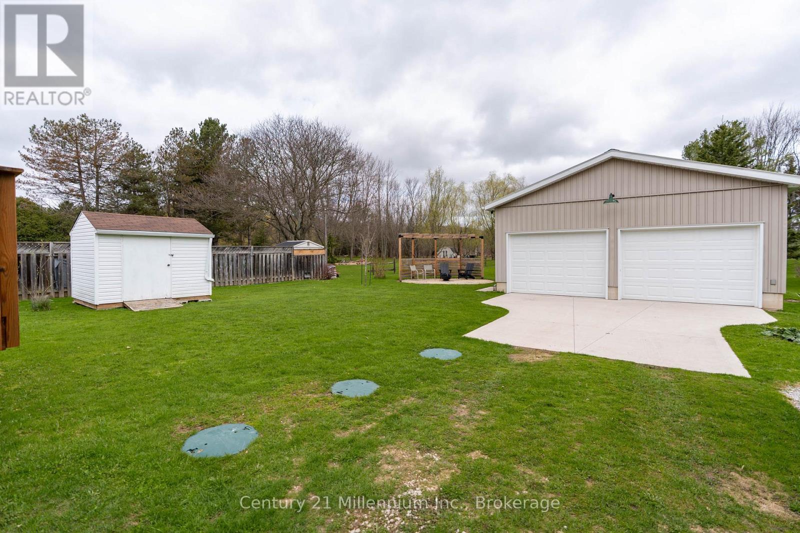 871 16th Street W, Georgian Bluffs, Ontario  N4K 6V5 - Photo 5 - X13095284