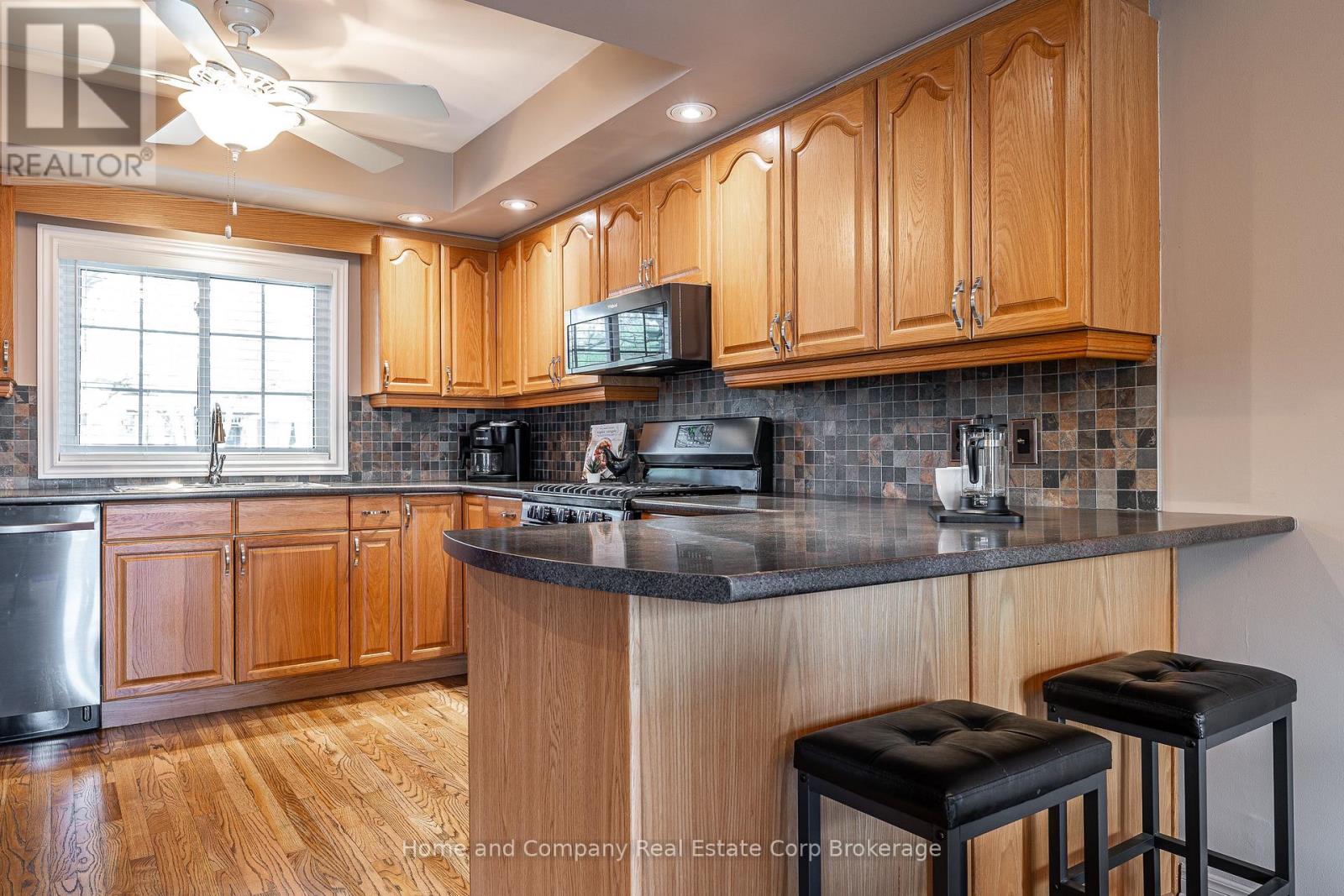 116 Falstaff Street, Stratford, Ontario  N5A 3T5 - Photo 2 - X13095290