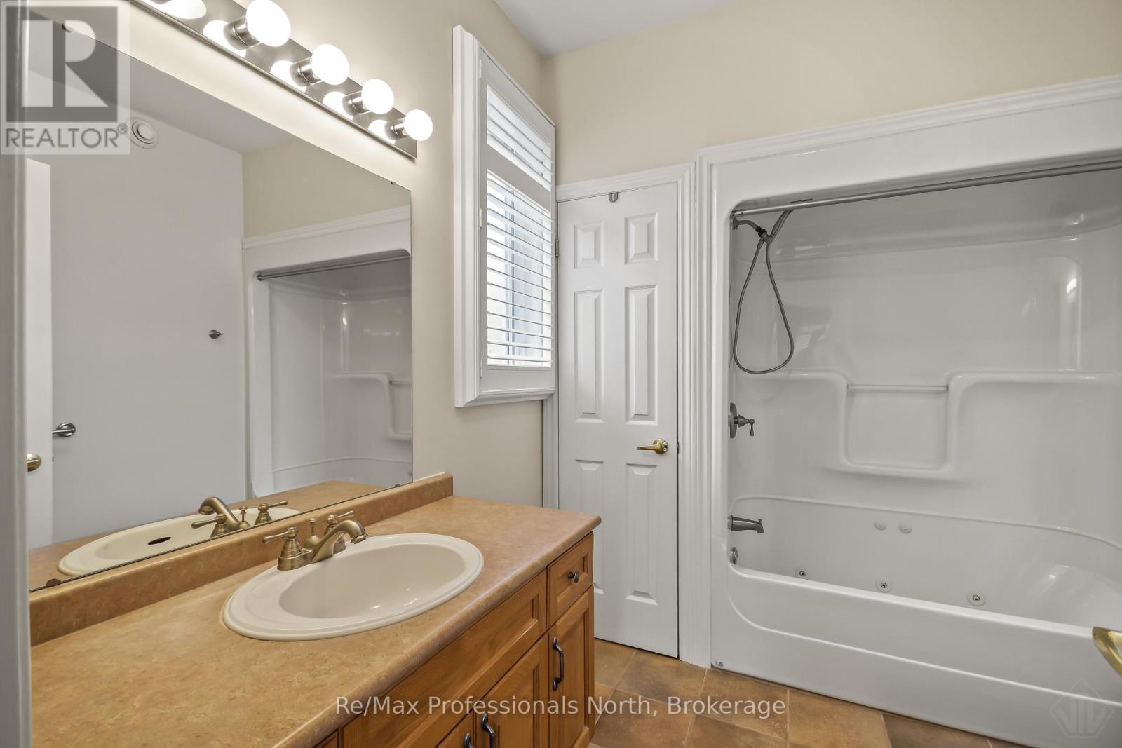 117 Hedgewood Lane, Gravenhurst, Ontario  P1P 1Z4 - Photo 19 - X13095308