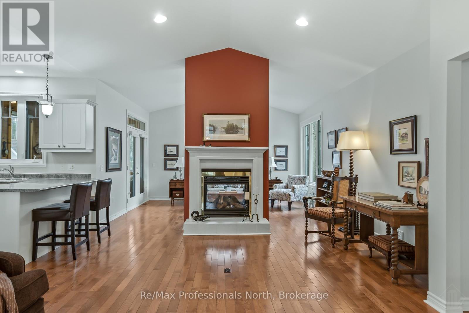 117 Hedgewood Lane, Gravenhurst, Ontario  P1P 1Z4 - Photo 8 - X13095308