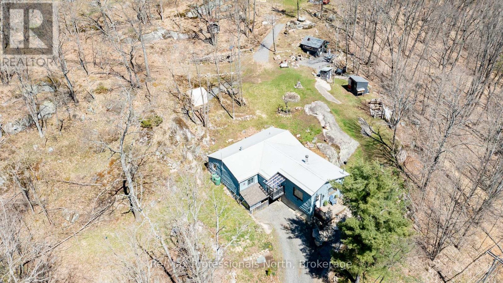 1017 Barlochan Road, Muskoka Lakes, Ontario  P1P 1R2 - Photo 45 - X13095340