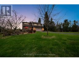 194 WAGON DRIVE, Ottawa, Ontario