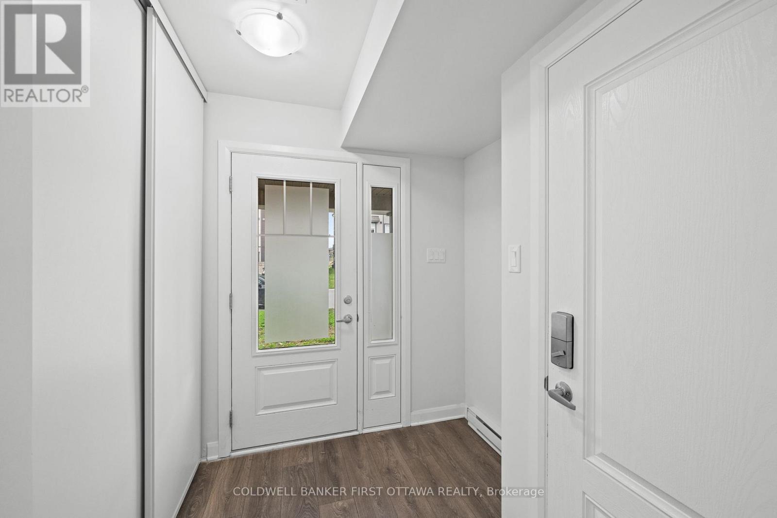 511 Clemency Crescent, Ottawa, Ontario  K2J 6R7 - Photo 2 - X13094986
