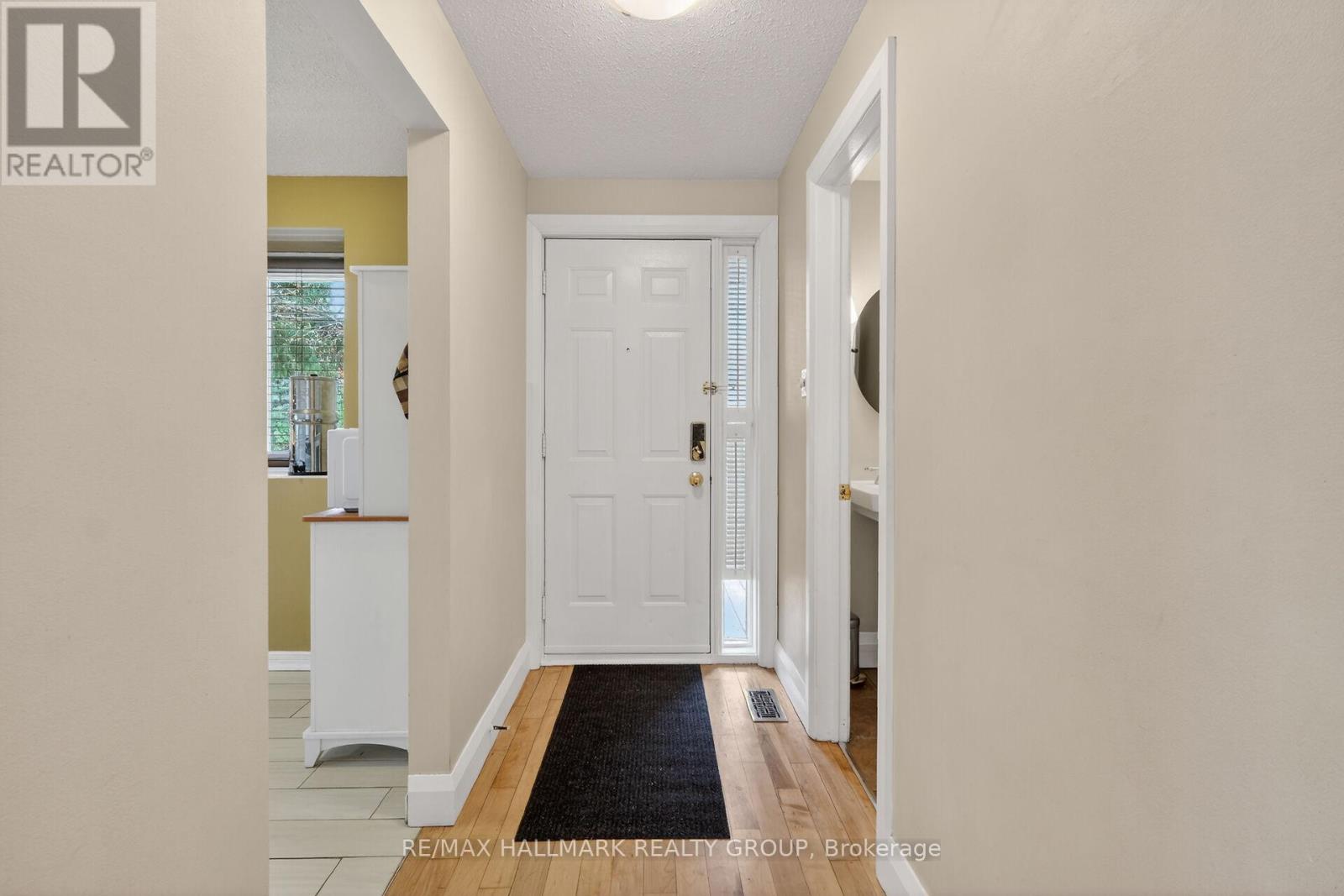309 Des Epinettes Avenue, Ottawa, Ontario  K1E 2P1 - Photo 4 - X13095064