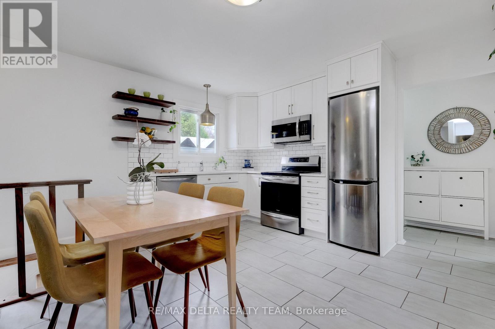 2210 Bickerton Avenue, Ottawa, Ontario  K1J 6Y3 - Photo 10 - X13095178