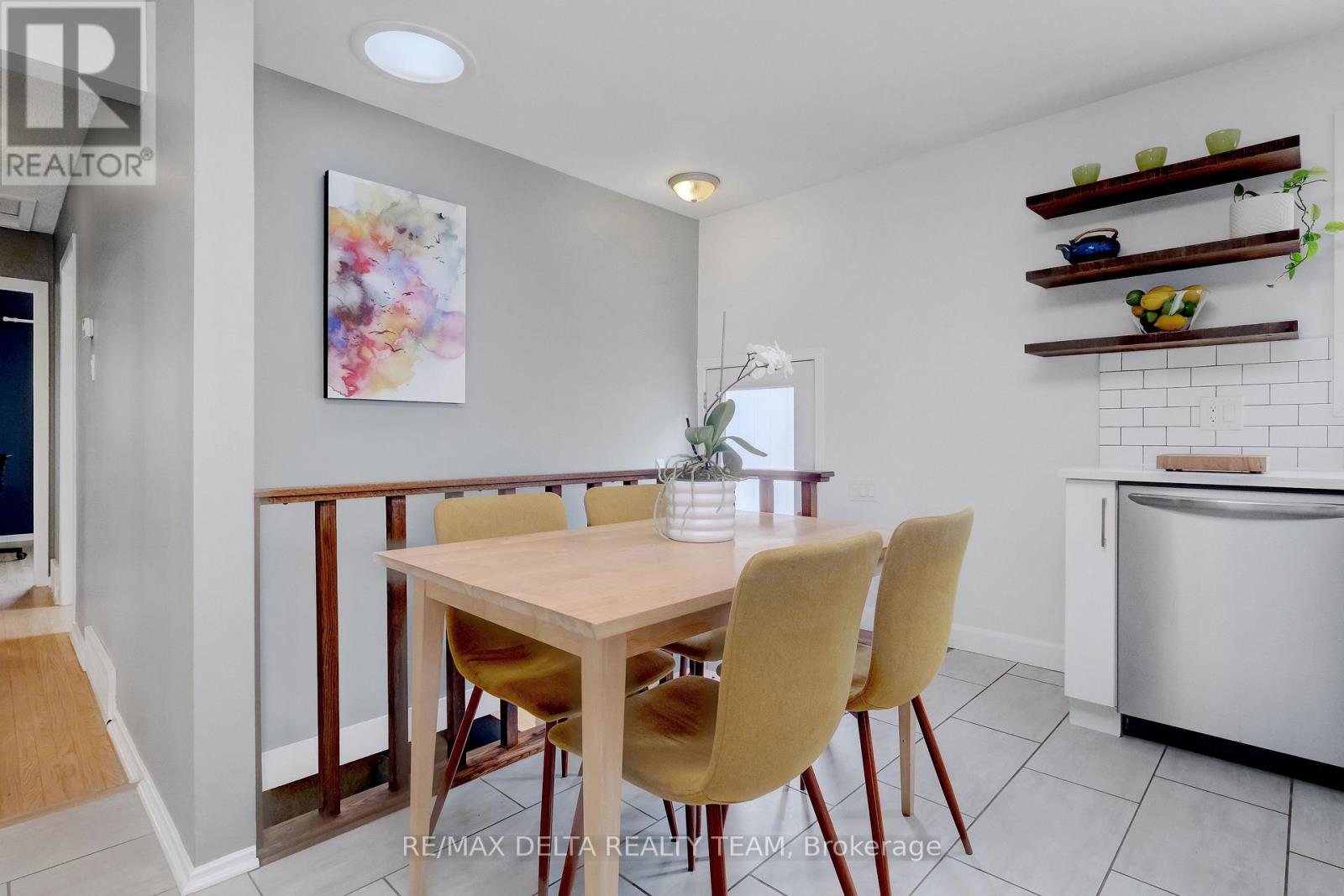 2210 Bickerton Avenue, Ottawa, Ontario  K1J 6Y3 - Photo 11 - X13095178