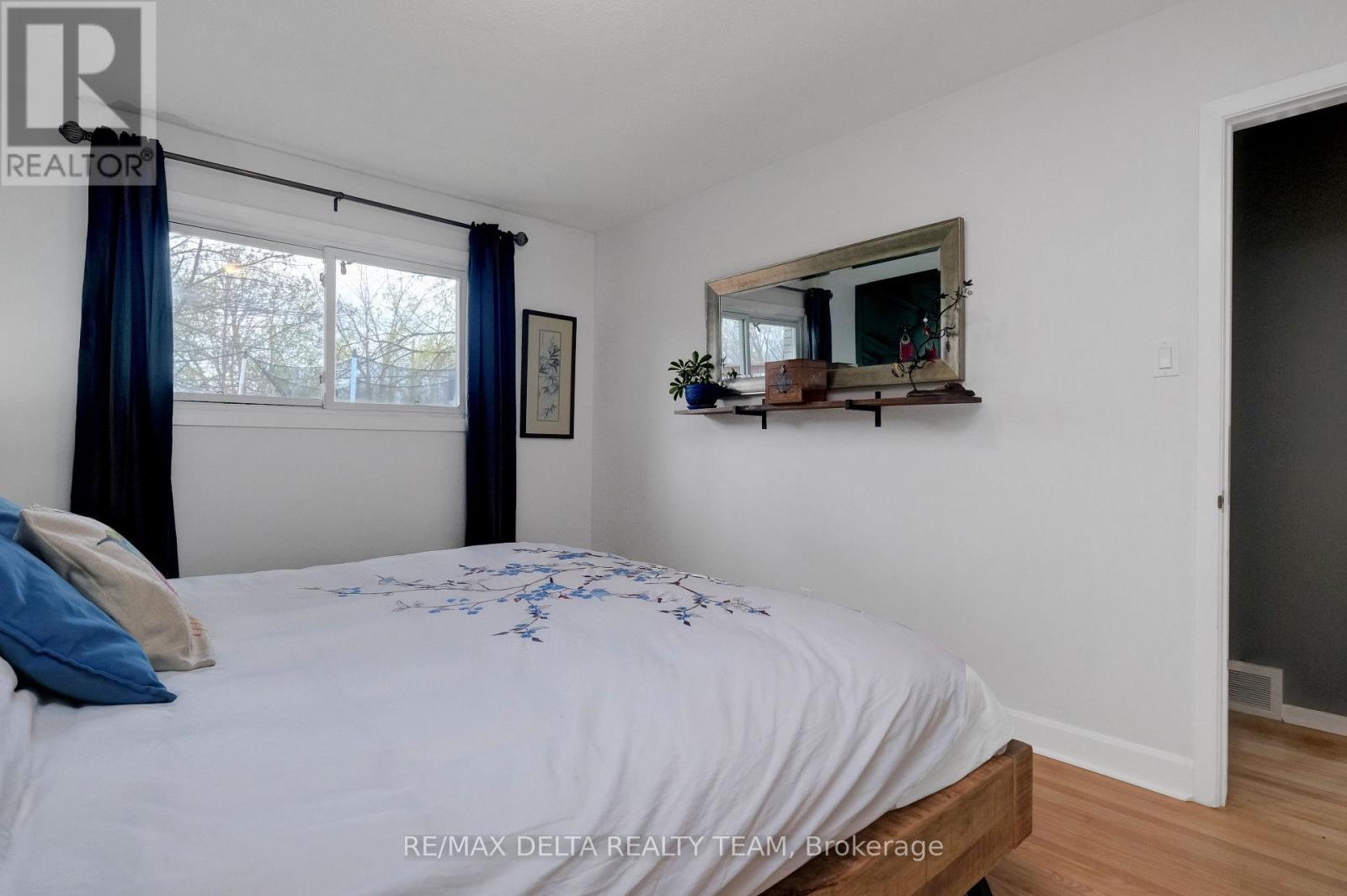 2210 Bickerton Avenue, Ottawa, Ontario  K1J 6Y3 - Photo 19 - X13095178