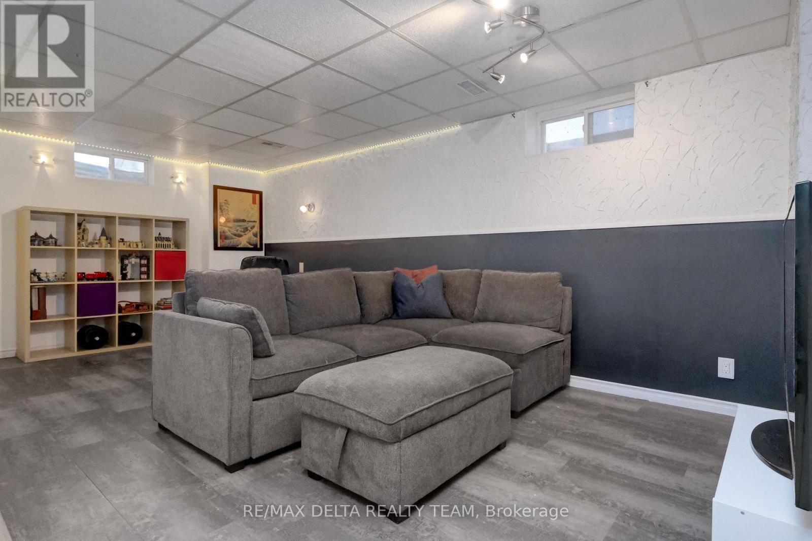 2210 Bickerton Avenue, Ottawa, Ontario  K1J 6Y3 - Photo 25 - X13095178
