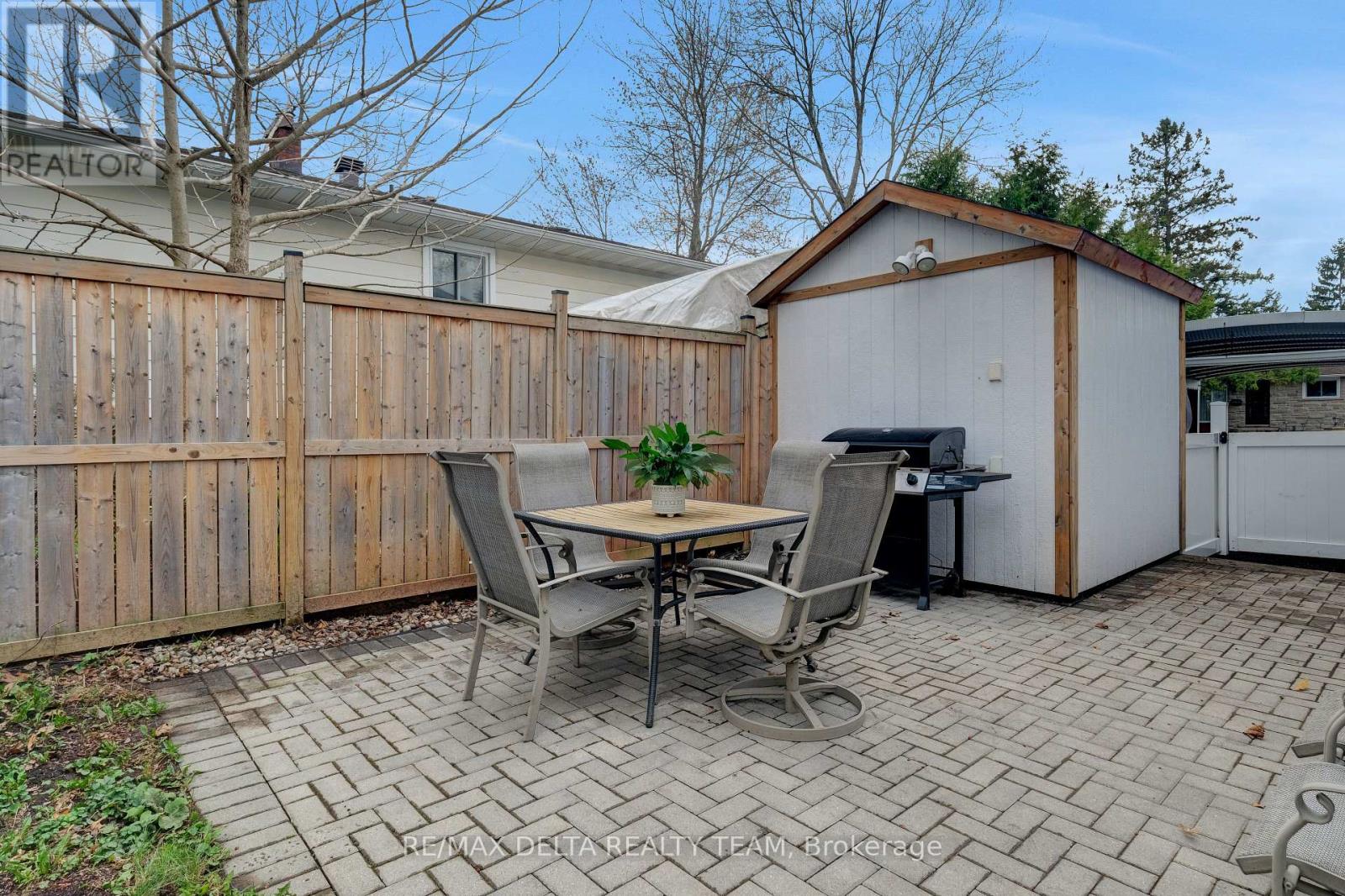 2210 Bickerton Avenue, Ottawa, Ontario  K1J 6Y3 - Photo 37 - X13095178
