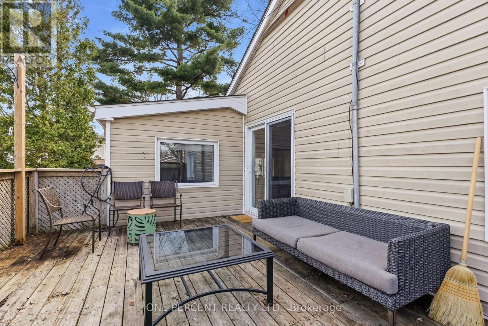 69 Burland Street, Ottawa, Ontario  K2B 6J9 - Photo 32 - X13095228