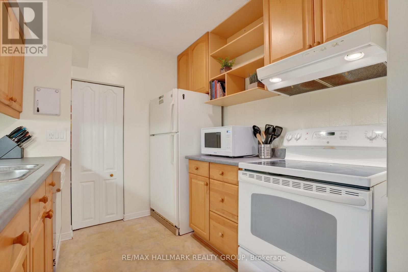 7c Banner Road, Ottawa, Ontario  K2H 8T3 - Photo 13 - X13095298