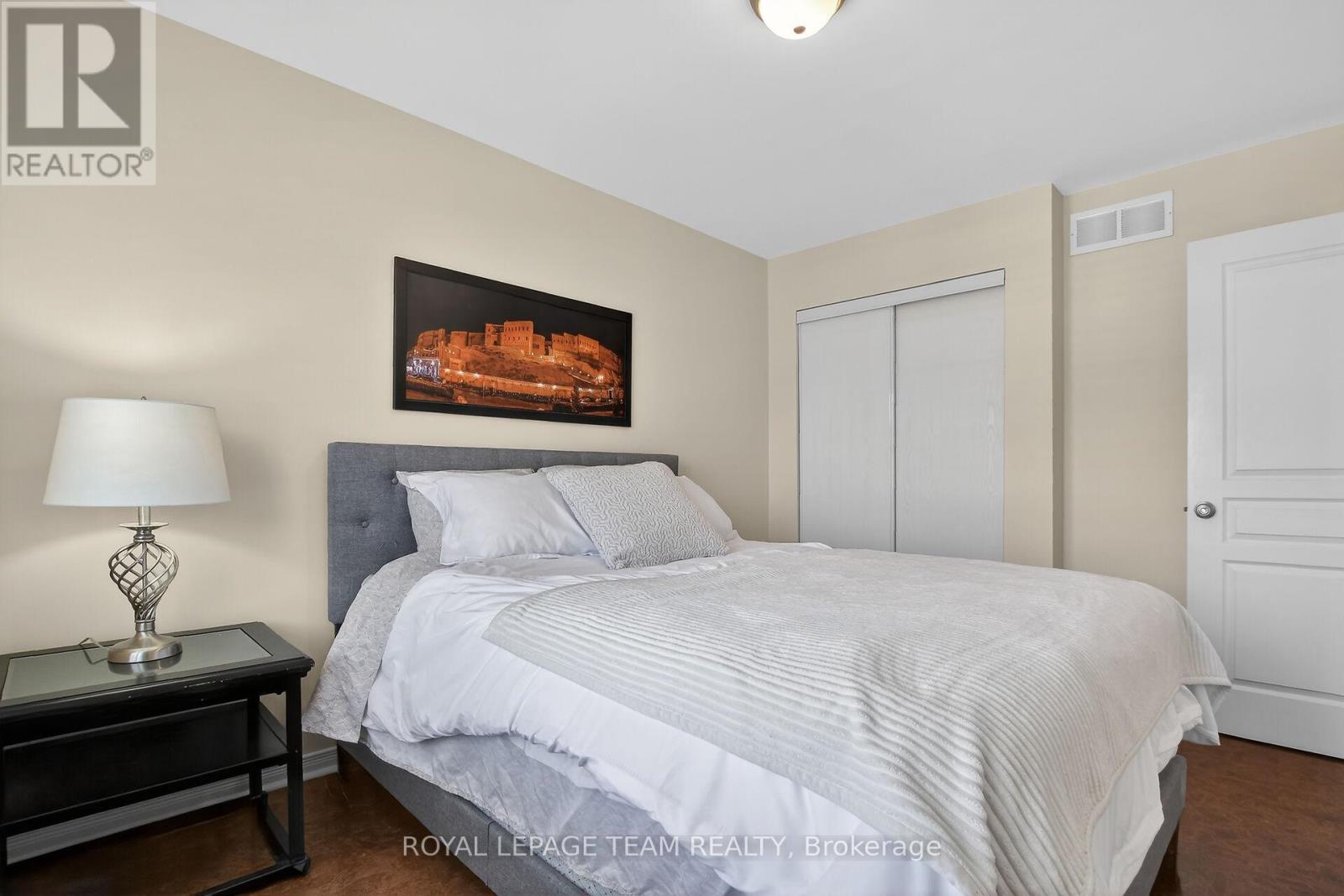 19 Goldthorpe Private, Ottawa, Ontario  K2J 5L6 - Photo 23 - X13095386