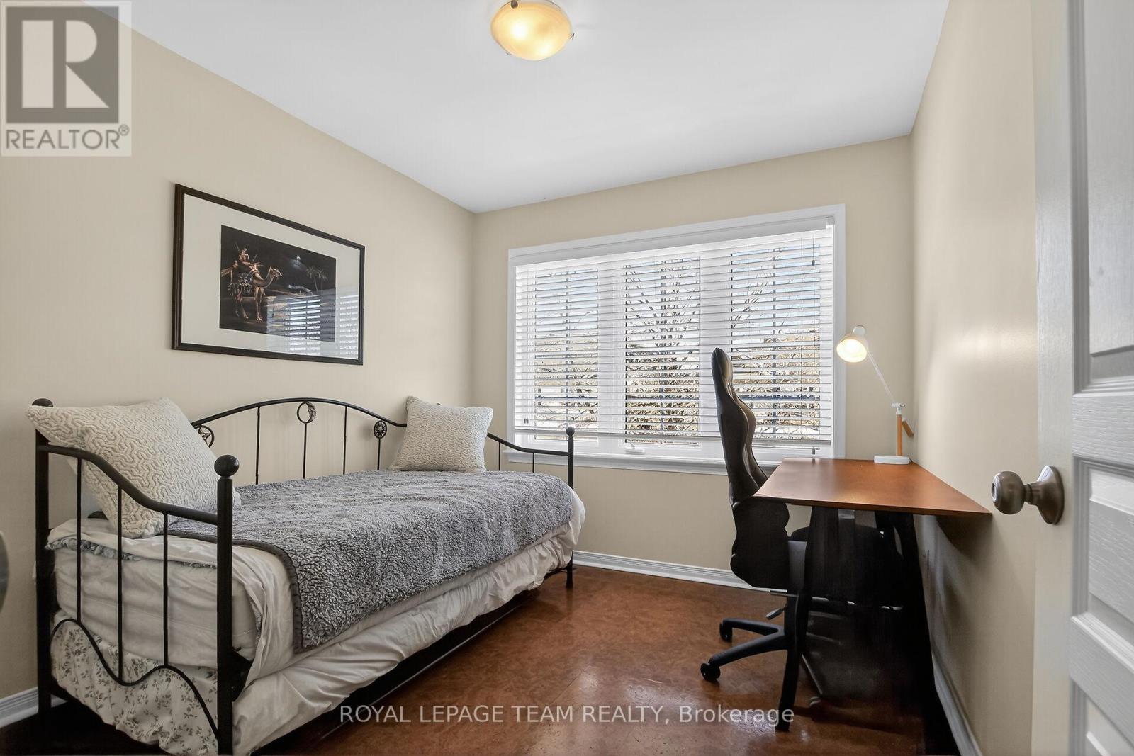 19 Goldthorpe Private, Ottawa, Ontario  K2J 5L6 - Photo 24 - X13095386