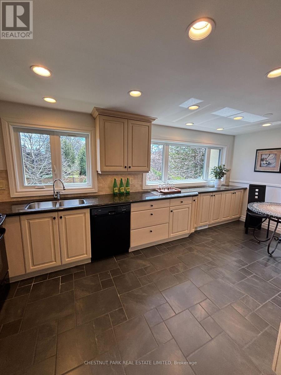 80 Shadberry Drive, Toronto, Ontario  M2H 3C8 - Photo 10 - C13094982