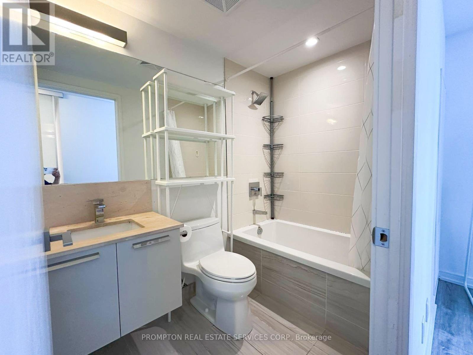 1002 - 28 Wellesley Street E, Toronto, Ontario  M4Y 0C4 - Photo 10 - C13095034