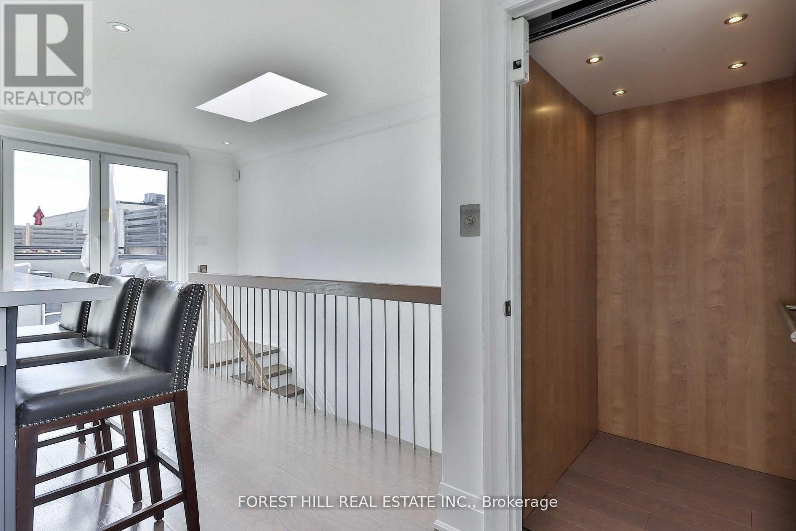 51b Burnaby Boulevard, Toronto, Ontario  M5N 1G3 - Photo 26 - C13095120