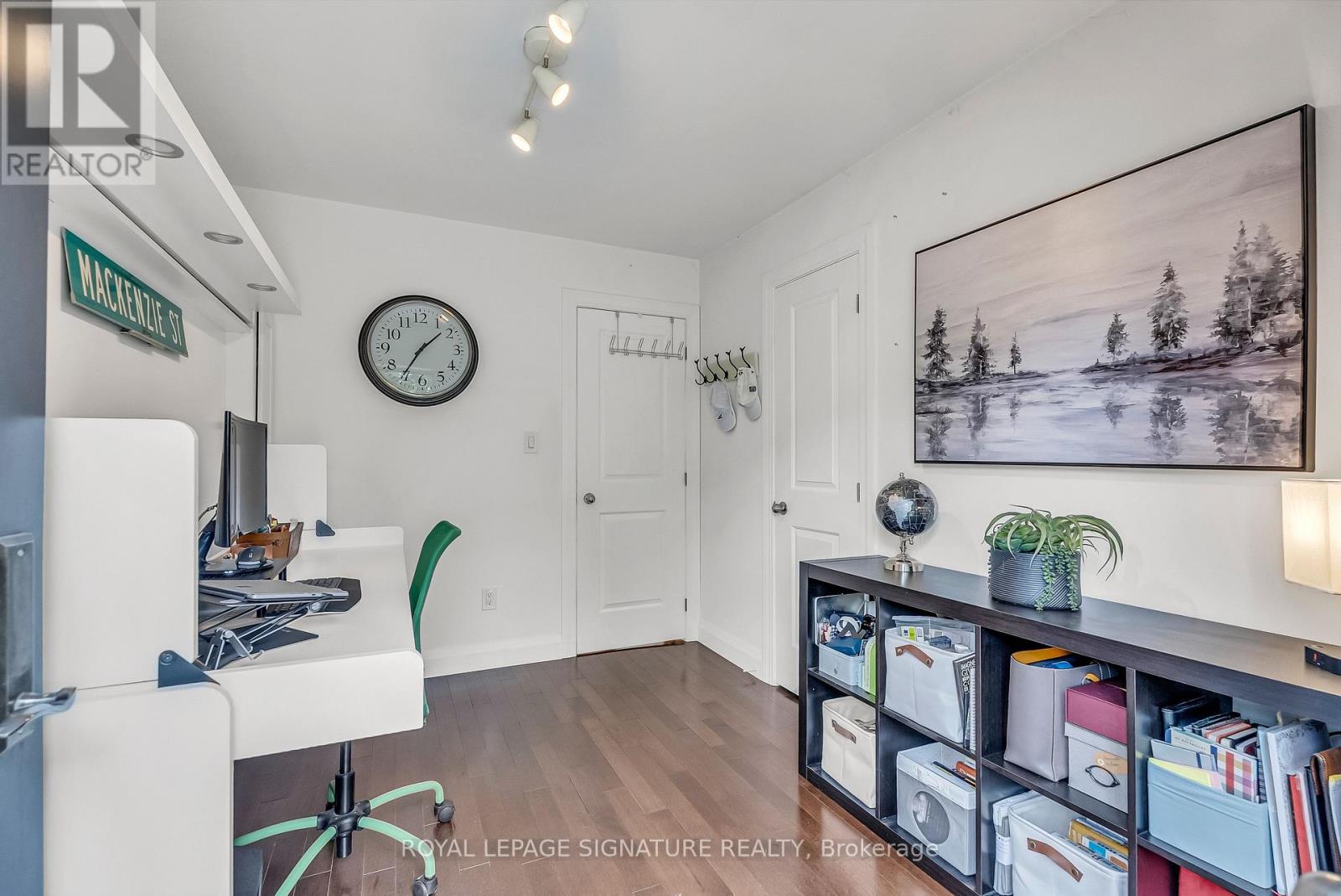31 Burncrest Drive, Toronto, Ontario  M5M 2Z2 - Photo 19 - C13095122