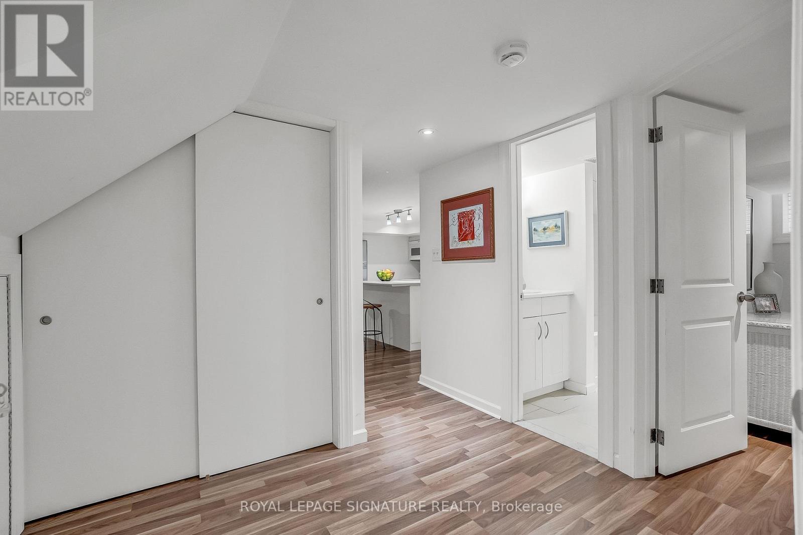 31 Burncrest Drive, Toronto, Ontario  M5M 2Z2 - Photo 22 - C13095122