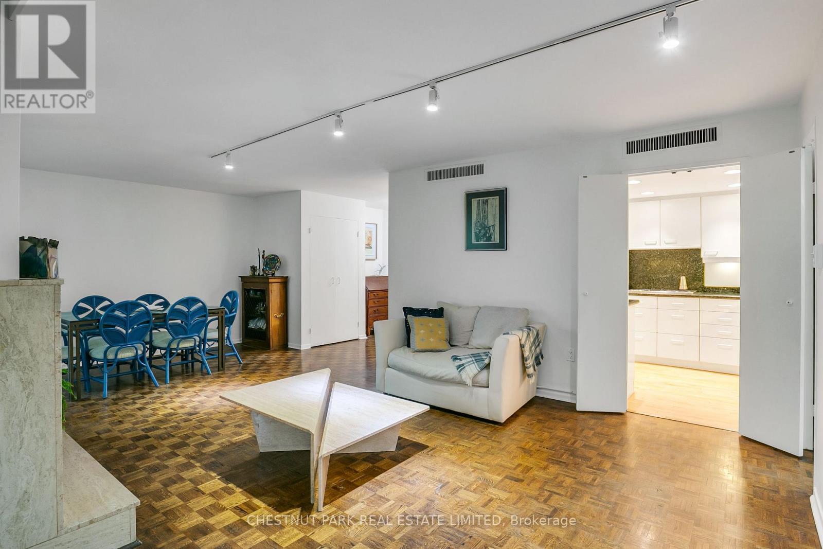 405 - 70 Montclair Avenue, Toronto, Ontario  M5P 1P7 - Photo 11 - C13095156
