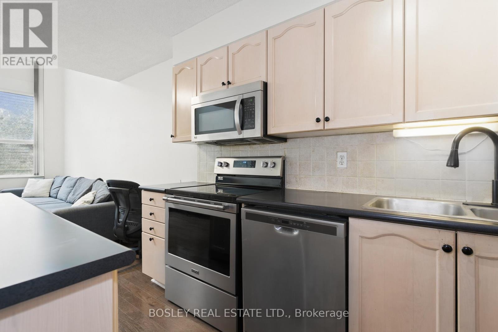 304 - 77 Lombard Street, Toronto, Ontario  M5C 3E1 - Photo 7 - C13095258
