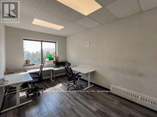 Upper - 64 Vaughan Road, Toronto, Ontario  M6G 2N4 - Photo 4 - C13095302