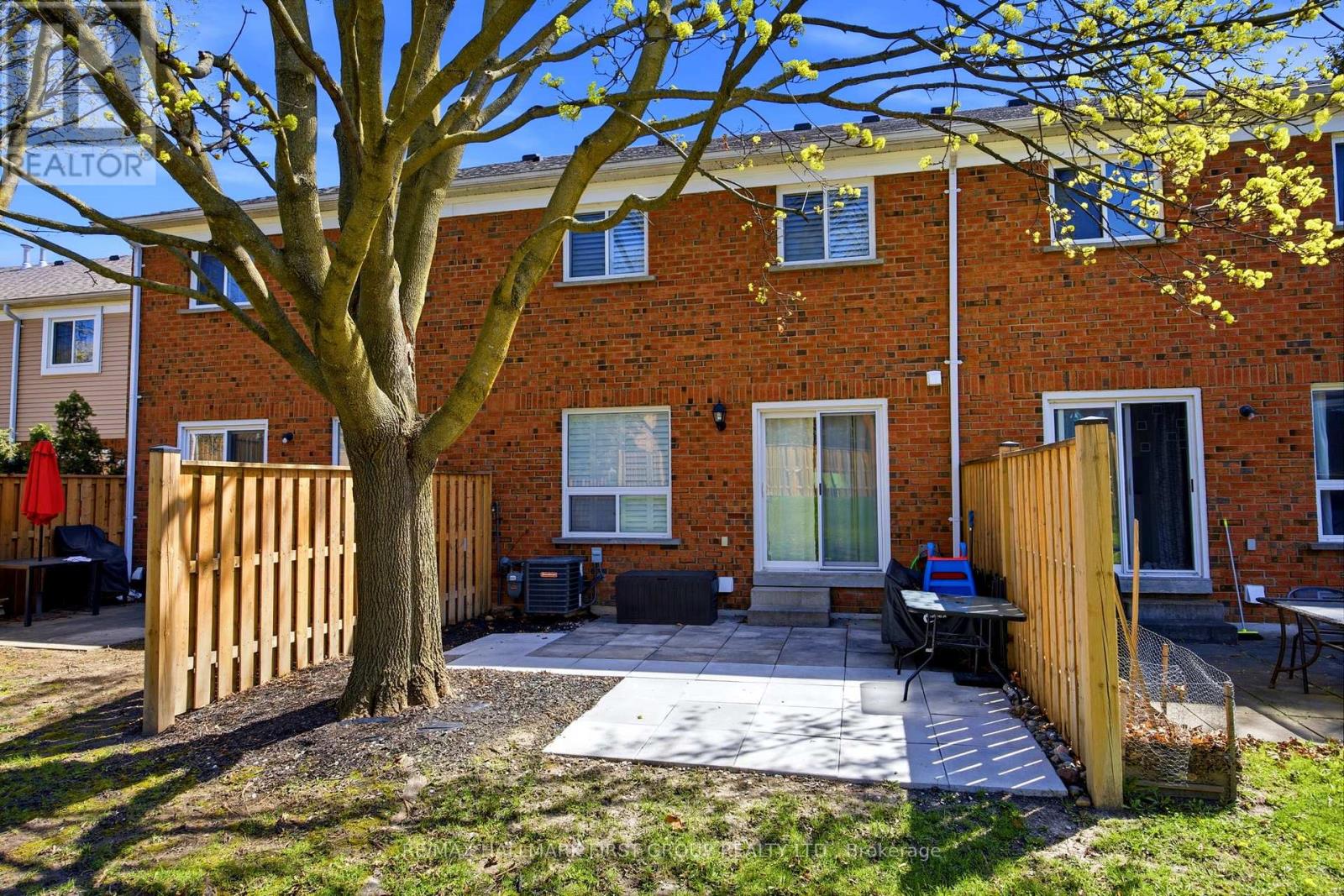 216 - 10 Bassett Boulevard, Whitby, Ontario  L1N 9C8 - Photo 36 - E13094900