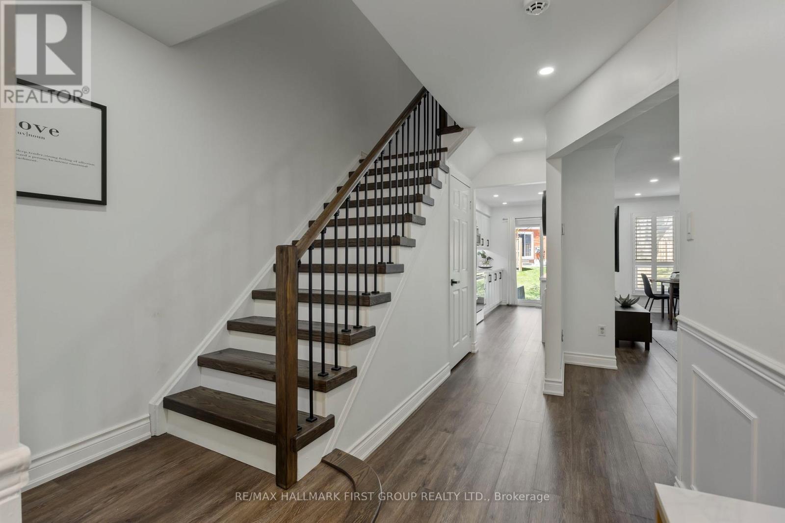 216 - 10 Bassett Boulevard, Whitby, Ontario  L1N 9C8 - Photo 6 - E13094900