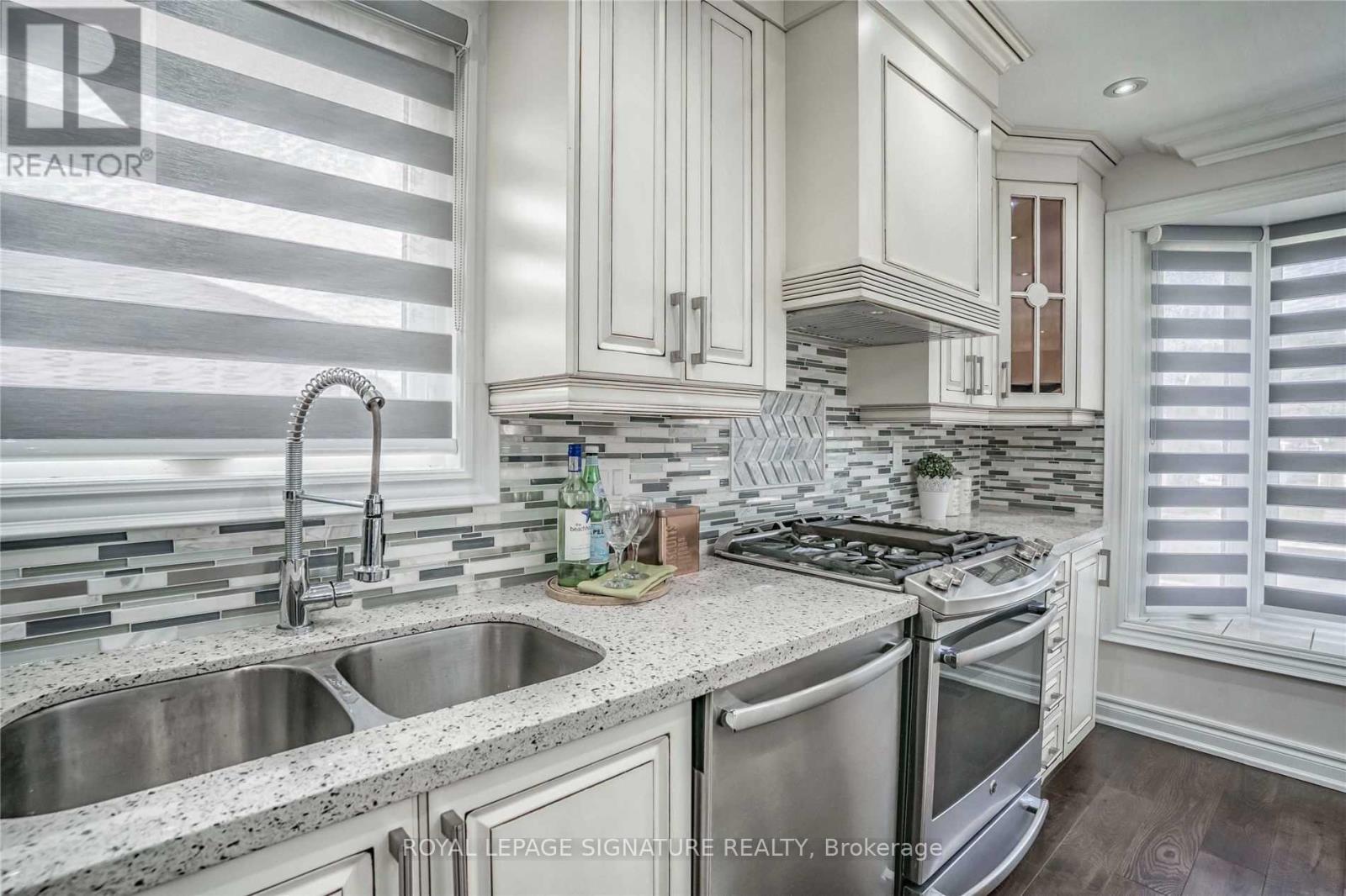 Main - 14 Milford Haven Drive, Toronto, Ontario  M1G 3G6 - Photo 10 - E13095014