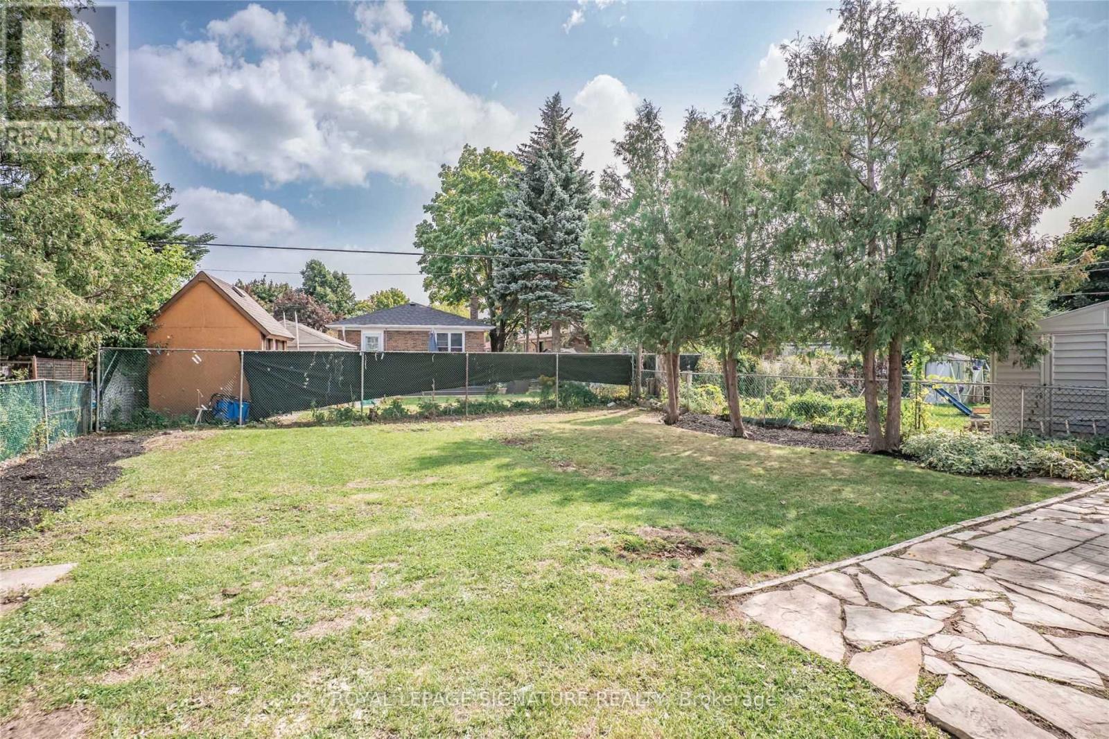 Main - 14 Milford Haven Drive, Toronto, Ontario  M1G 3G6 - Photo 17 - E13095014