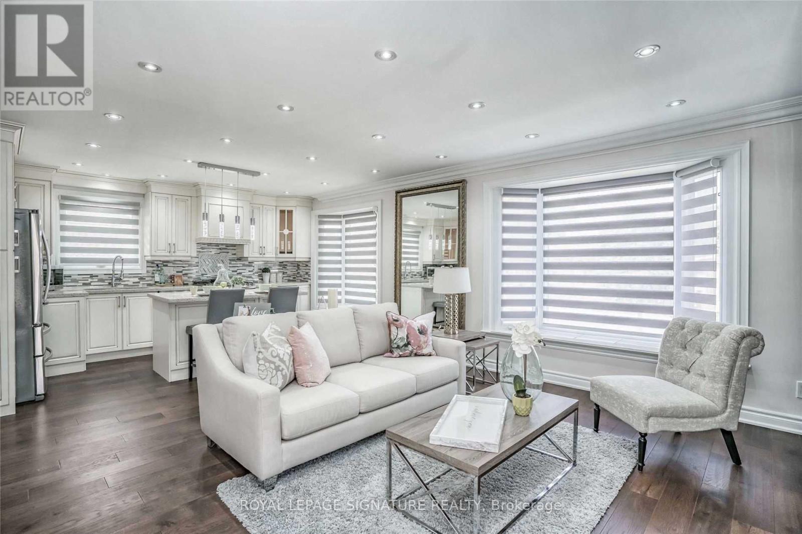 Main - 14 Milford Haven Drive, Toronto, Ontario  M1G 3G6 - Photo 3 - E13095014