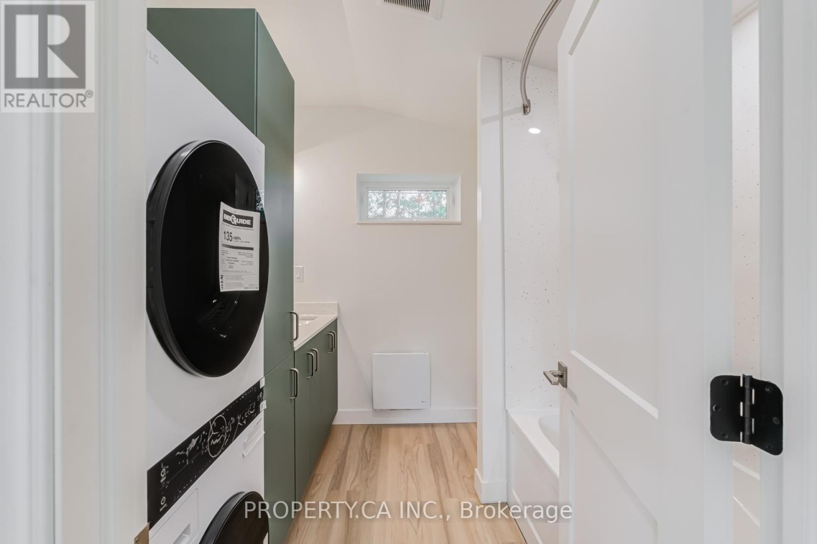 Garden Suite - 1063 Logan Avenue, Toronto, Ontario  M4K 3G2 - Photo 36 - E13095278