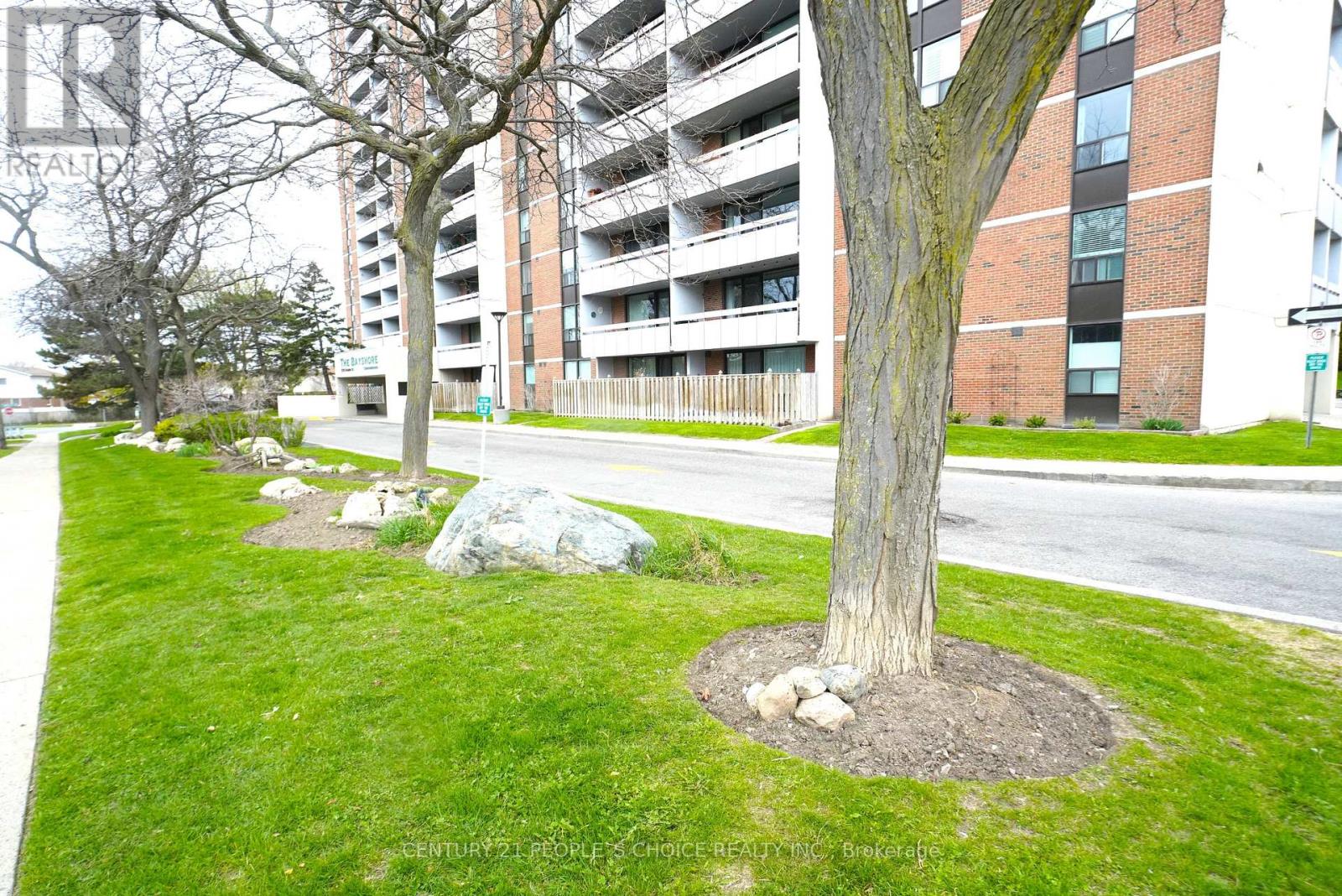 1602 - 1210 Radom Street, Pickering, Ontario  L1W 2Z3 - Photo 2 - E13080944