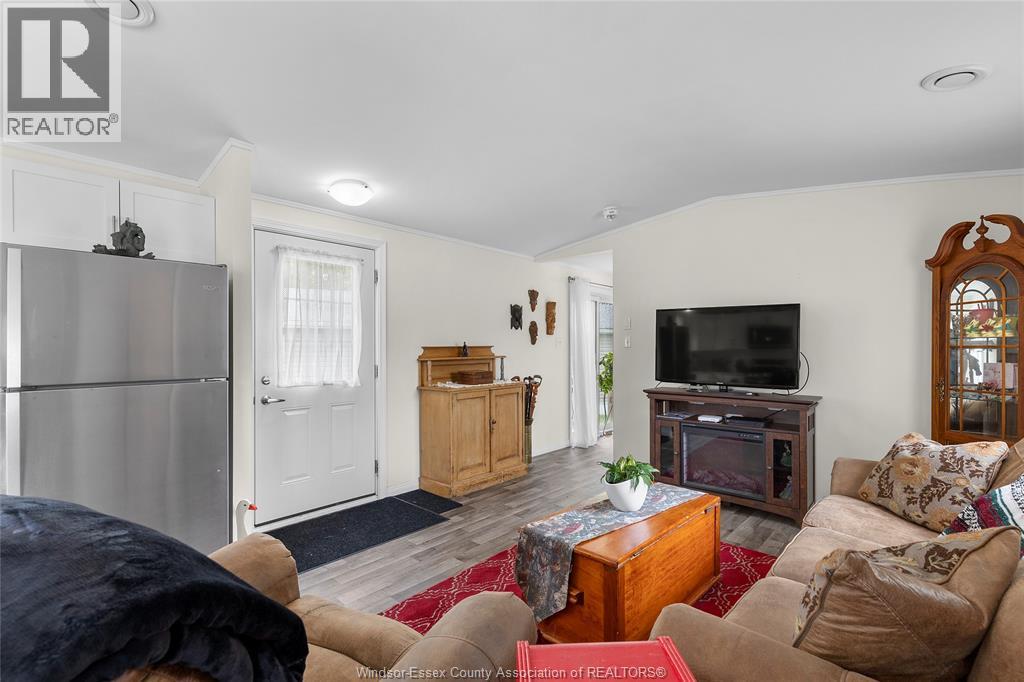 191 Steven Court, Essex, Ontario  N8M 2A8 - Photo 8 - 26010367
