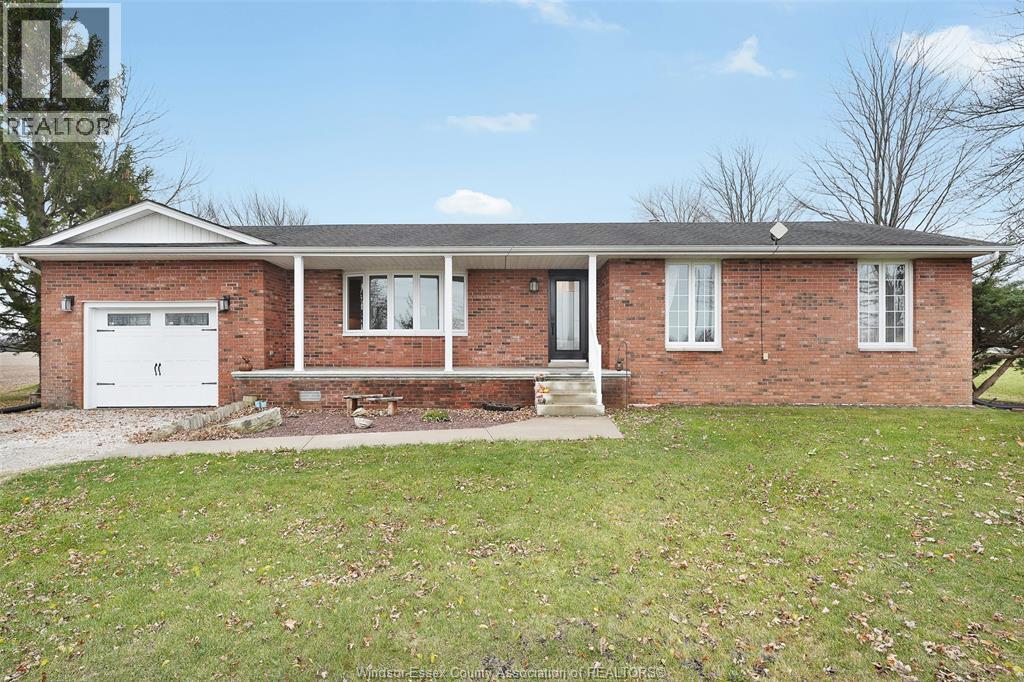 527 COUNTY RD 42, Lakeshore, Ontario