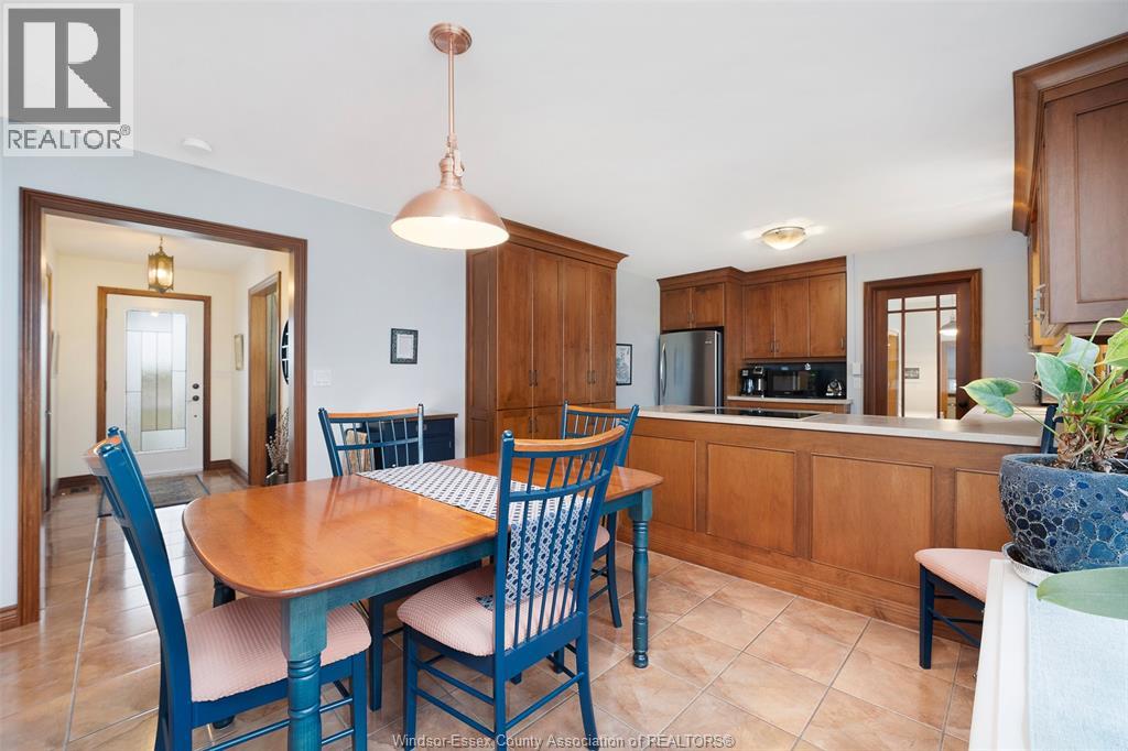 527 County Rd 42, Lakeshore, Ontario  N8N 2L9 - Photo 19 - 26010366