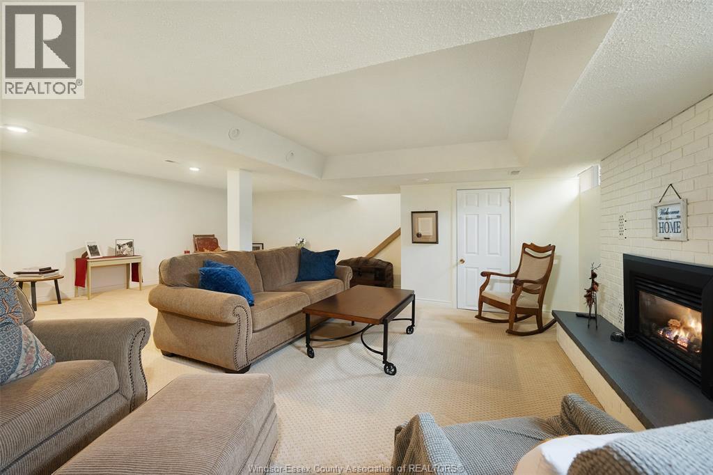 527 County Rd 42, Lakeshore, Ontario  N8N 2L9 - Photo 29 - 26010366