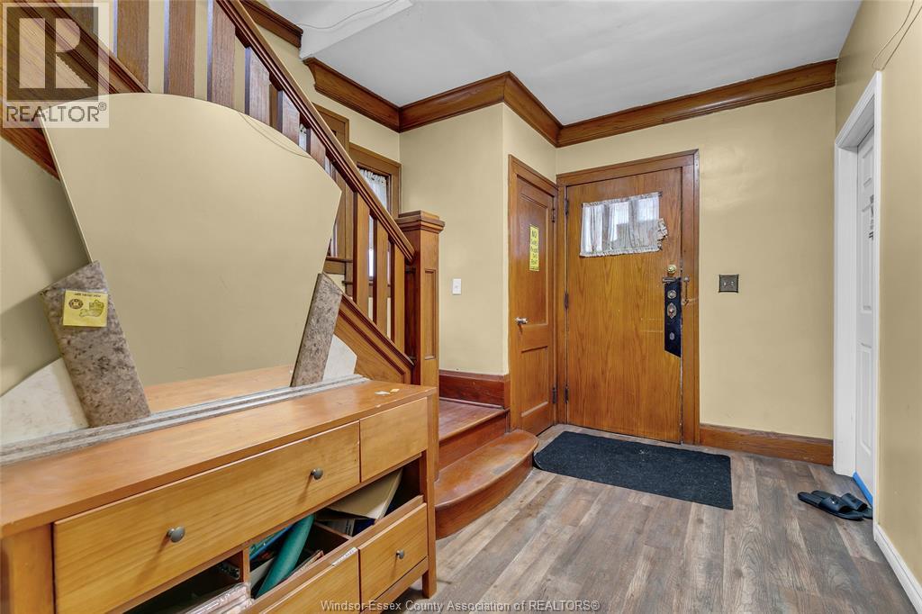 369 Rankin, Windsor, Ontario  N9B 2R6 - Photo 11 - 26010335