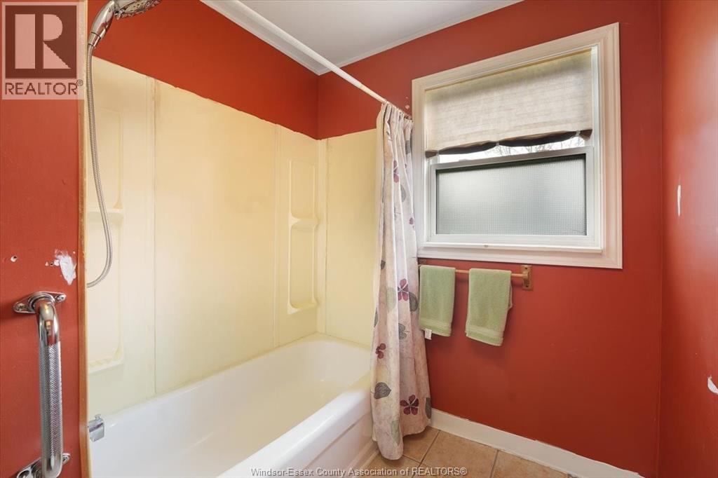 2400 County Rd 20, Harrow, Ontario  N0R 1G0 - Photo 12 - 26010330