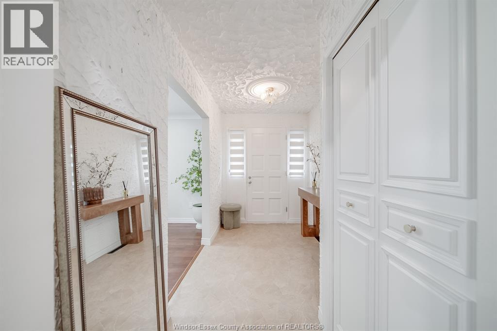 2958 Llyod George Boulevard, Windsor, Ontario  N8T 2V1 - Photo 5 - 26010021