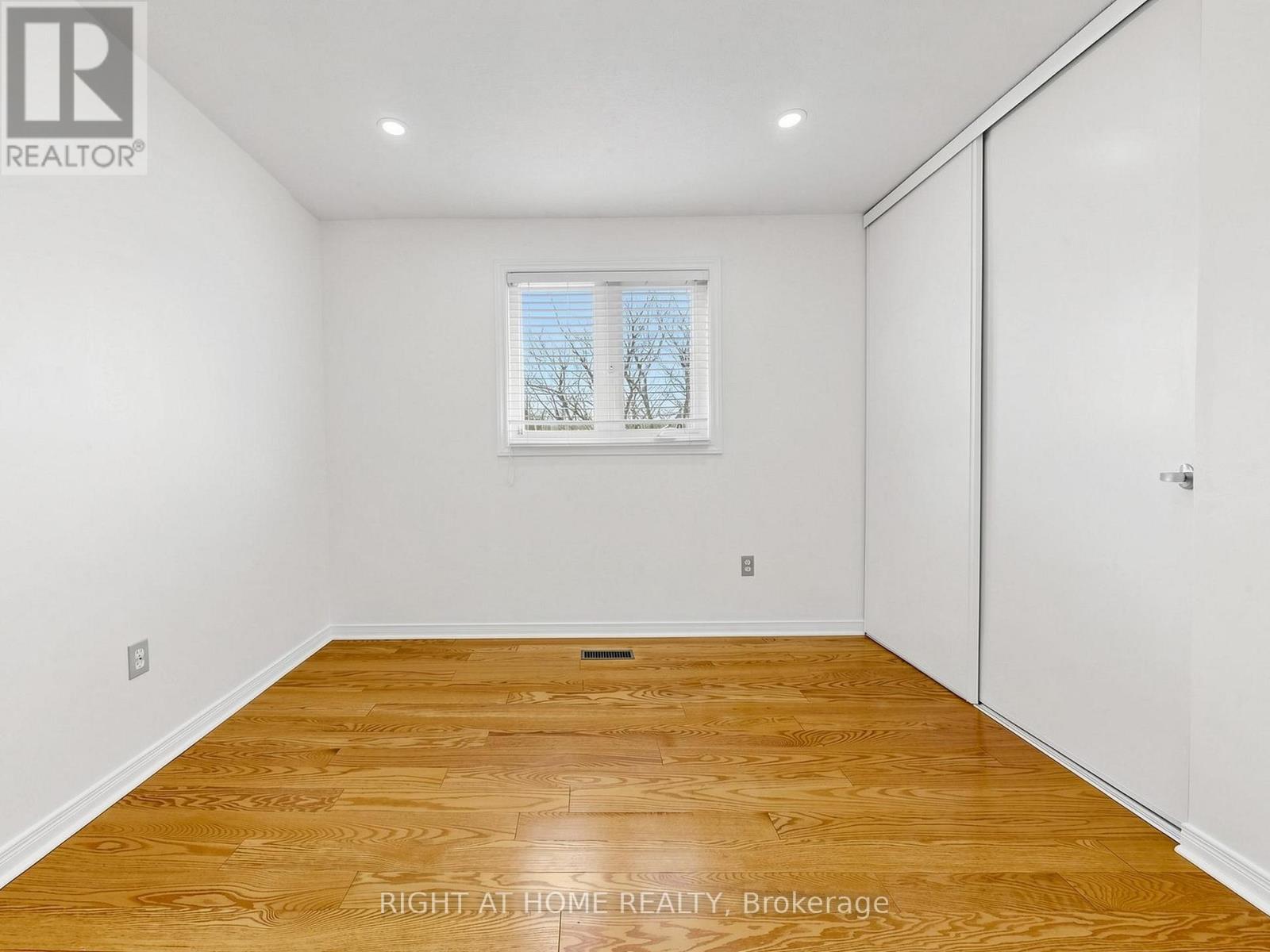 86 Howlett Avenue, Newmarket, Ontario  L3Y 5S5 - Photo 31 - N13094996