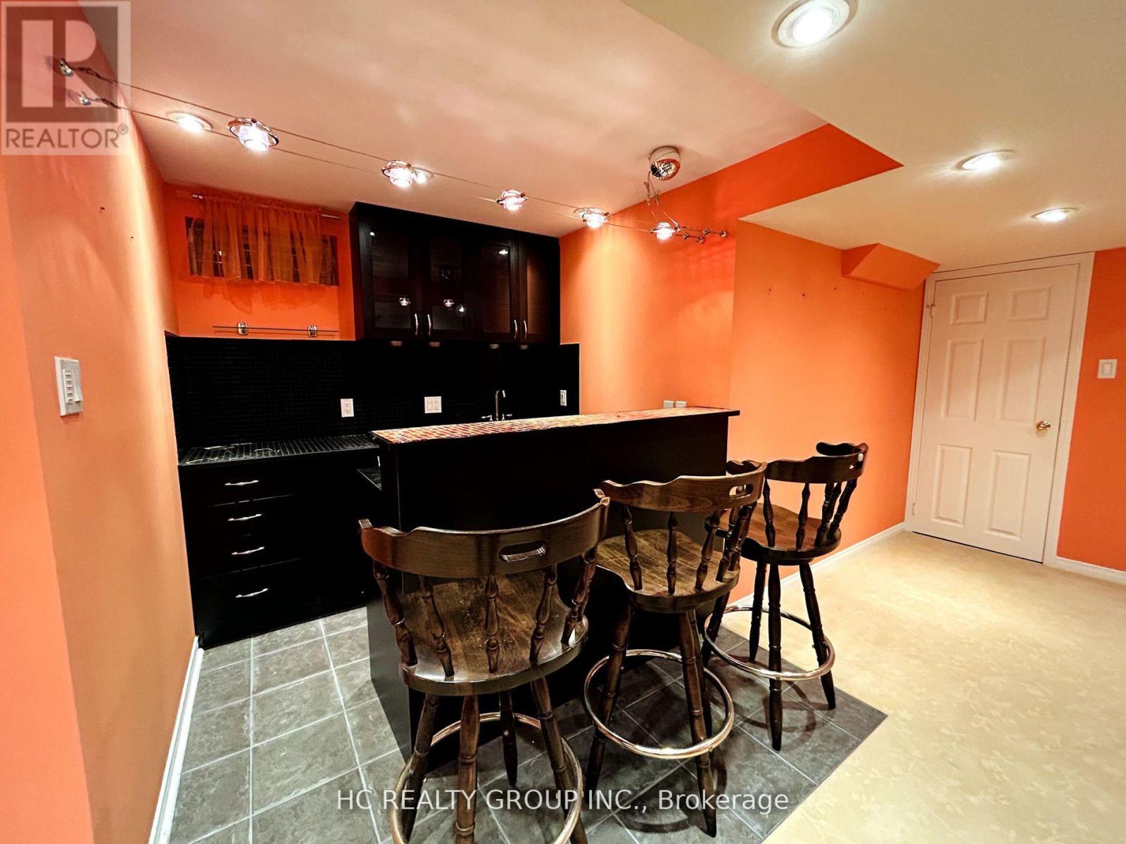 33 Westmoreland Court, Markham, Ontario  L3R 8L9 - Photo 12 - N13095008