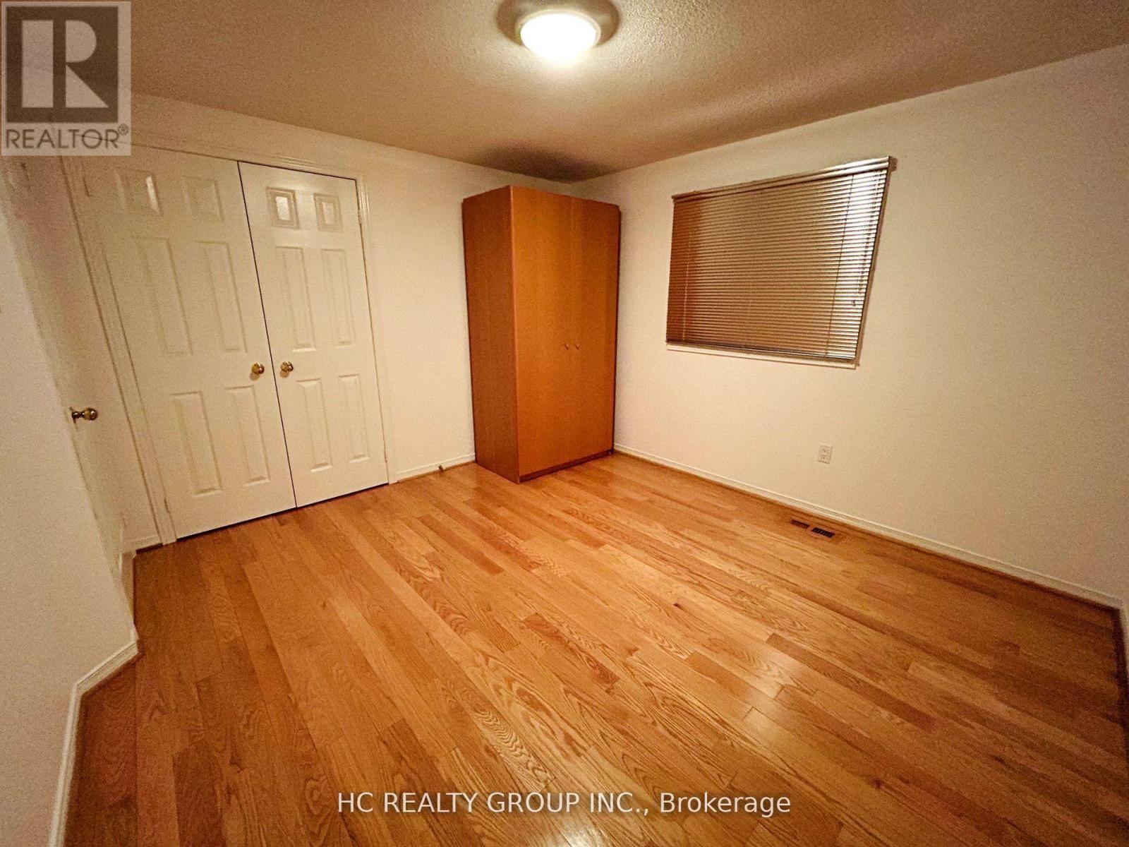 33 Westmoreland Court, Markham, Ontario  L3R 8L9 - Photo 9 - N13095008